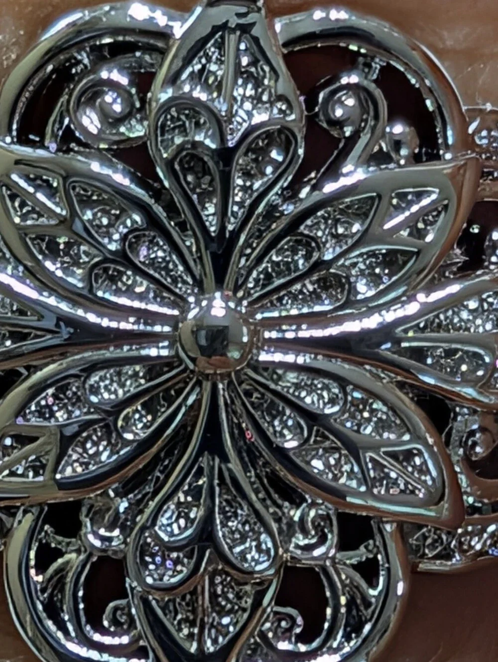 Gorgeous Silver Statement Floral Design Ring
